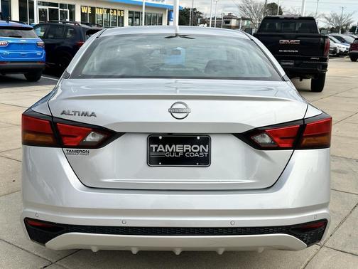 2023 Nissan Altima S FWD