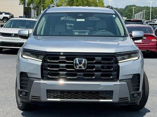 Solar Silver Metallic 2026 Honda Pilot EX-L