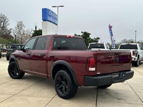 2024 RAM 1500 Classic Warlock Crew Cab 4x2 5'7' Box