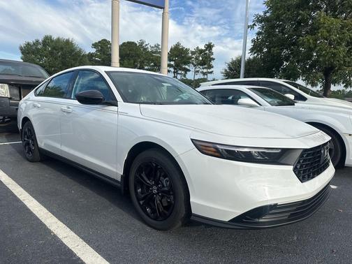 2025 Honda Accord Sport SE 1.5T