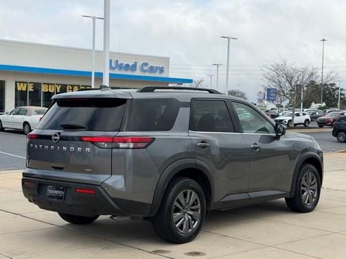 2025 Nissan Pathfinder SV 4WD