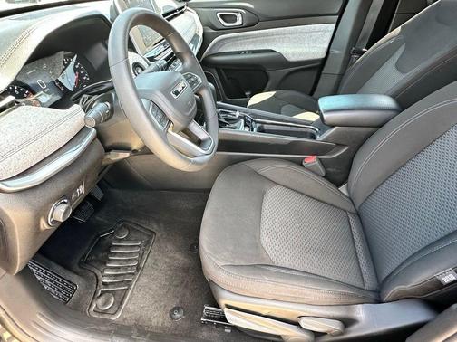 Diamond Black Crystal Pearlcoat 2025 Jeep Compass Sport