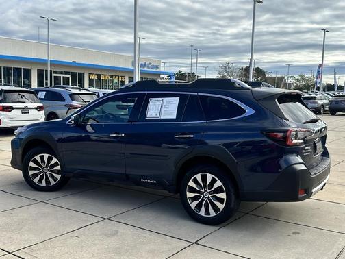 2023 Subaru Outback Touring XT