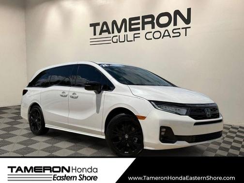 Platinum White Pearl 2025 Honda Odyssey Sport-L