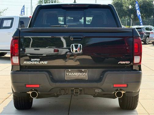 Crystalblack 2023 Honda Ridgeline RTL