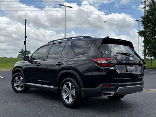 Crystal Black Pearl 2026 Honda Pilot EX-L