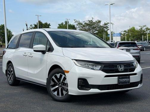 Platinum White Pearl 2026 Honda Odyssey EX-L