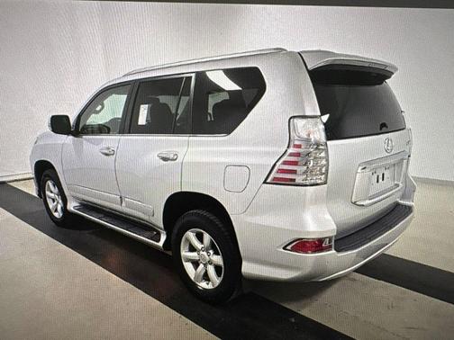 Silver Lining Metallic 2019 Lexus GX 460 Premium