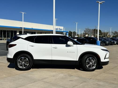 2023 Chevrolet Blazer 2LT