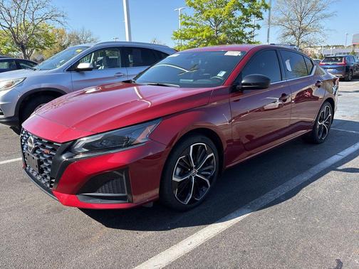 2024 Nissan Altima SR FWD