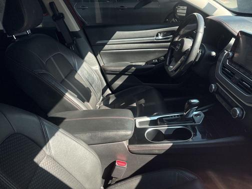 2024 Nissan Altima SR FWD