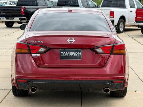 Scarlet Ember 2024 Nissan Altima SR FWD