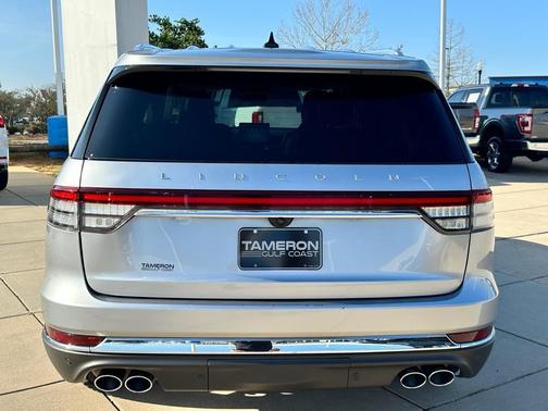 2022 Lincoln Aviator Reserve AWD
