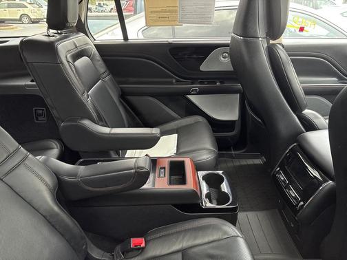 2022 Lincoln Aviator Reserve AWD