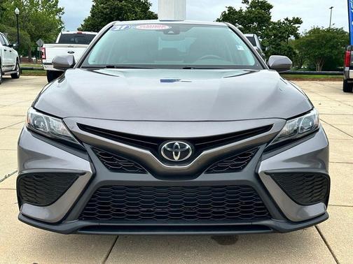 Predawn Gray Mica 2021 Toyota Camry SE