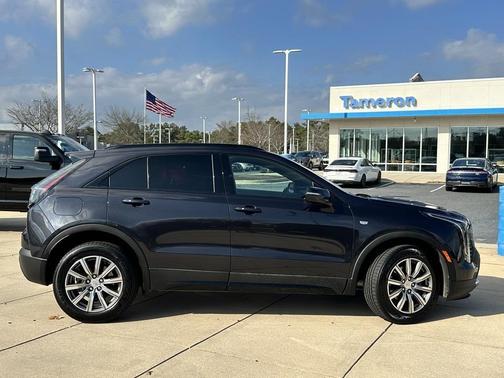 2023 Cadillac XT4 Sport