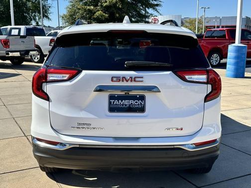 2022 GMC Terrain AWD AT4