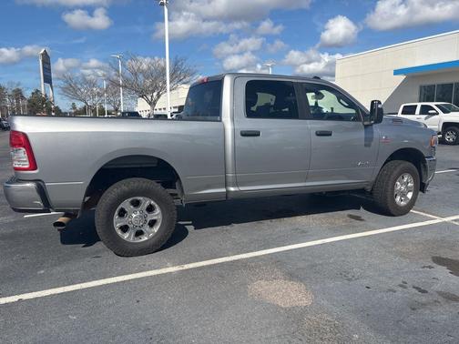 2023 RAM 2500 Big Horn Crew Cab 4x4 6'4' Box