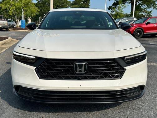 Platinum White Pearl 2023 Honda Accord Hybrid Sport