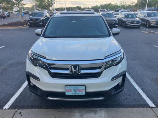 Platinum White Pearl 2022 Honda Pilot 2WD EX-L