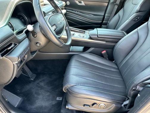 Savile Silver 2024 Genesis GV80 2.5T