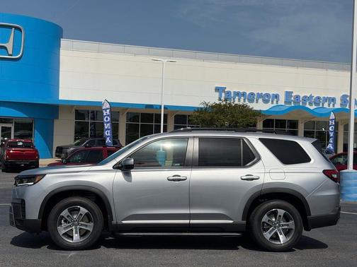 Solar Silver Metallic 2026 Honda Pilot EX-L