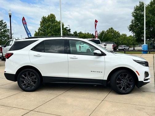 Summit White 2024 Chevrolet Equinox FWD RS