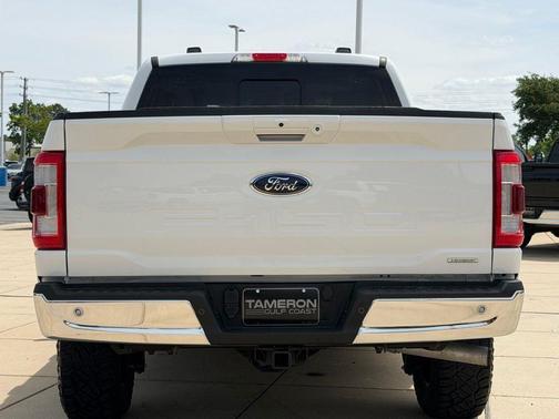 Oxford White 2022 Ford F-150 Lariat
