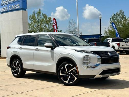 2023 Mitsubishi Outlander SE Special Edition 2WD