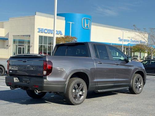 Modern Steel Metallic 2026 Honda Ridgeline TrailSport