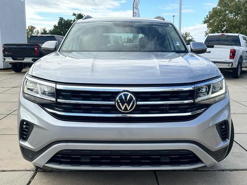 2022 Volkswagen Atlas 3.6L SE w/Technology