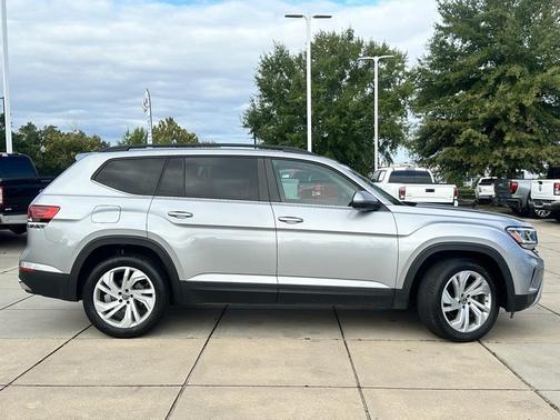 2022 Volkswagen Atlas 3.6L SE w/Technology