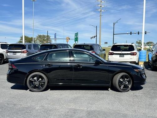 2025 Honda Accord Hybrid Base