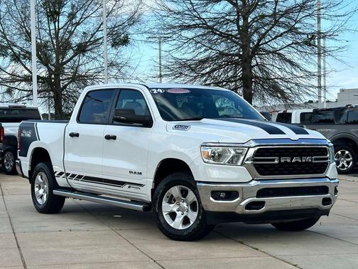 2024 RAM 1500 Big Horn/Lone Star