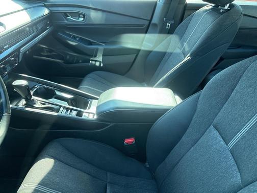 2024 Honda Accord Hybrid Base