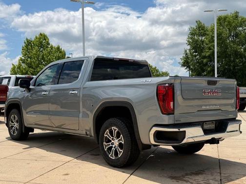 Sterling Metallic 2025 GMC Sierra 1500 SLT
