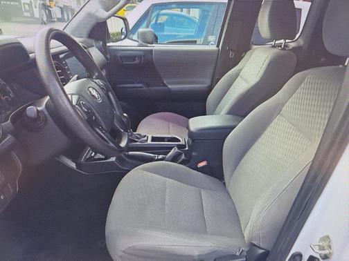 2020 Toyota Tacoma SR5