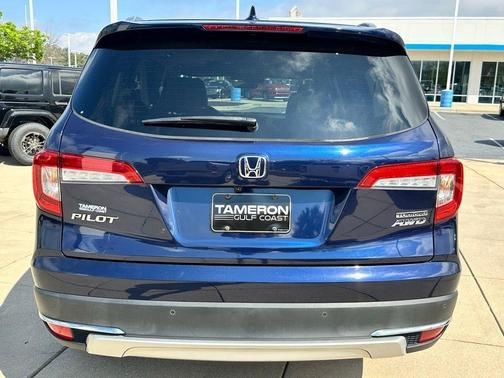 Obsidian Blue Pearl 2022 Honda Pilot Touring 8-Passenger