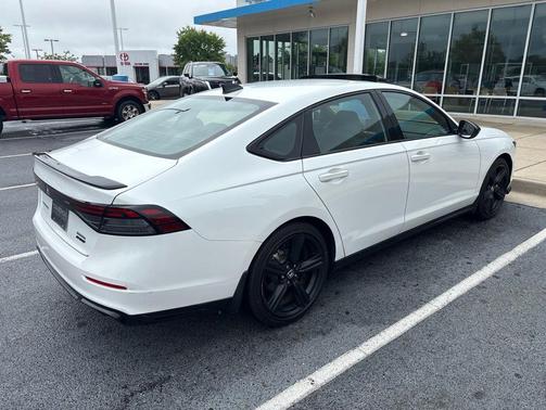 Platinum White Pearl 2024 Honda Accord Hybrid Sport-L