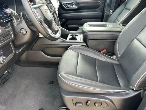 Silver Sage Metallic 2023 Chevrolet Suburban Premier