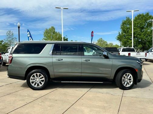 Silver Sage Metallic 2023 Chevrolet Suburban Premier