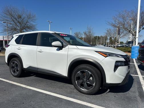 2024 Nissan Rogue SV