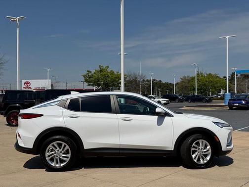 2024 Buick Envista Preferred FWD