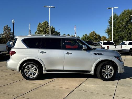 2016 INFINITI QX80 Base