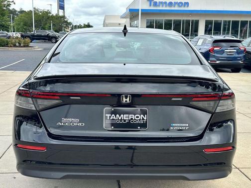Crystal Black Pearl 2025 Honda Accord Hybrid Sport