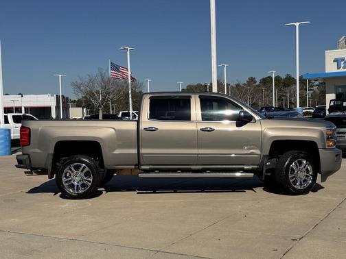 2017 Chevrolet Silverado 2500 High Country