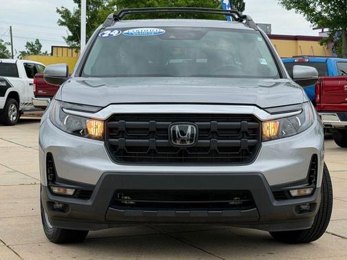 Silver 2024 Honda Ridgeline RTL