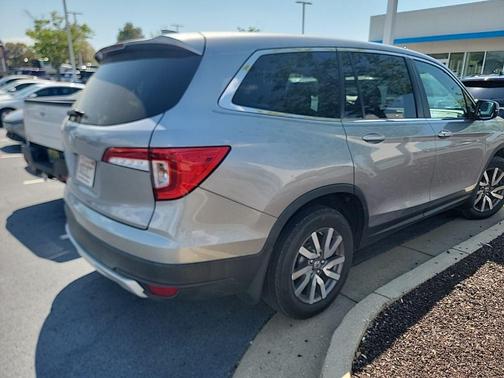 Lunar Silver Metallic 2020 Honda Pilot 2WD EX-L
