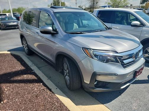 Lunar Silver Metallic 2020 Honda Pilot 2WD EX-L
