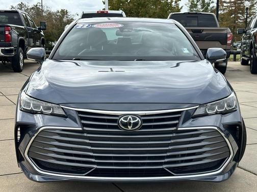 2022 Toyota Avalon XLE